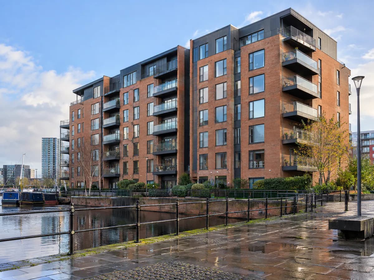 Block of apartments in Salford Quays